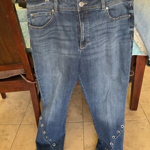 Women's Blue Eyelet-Trim Stretch Skinny Leg Jeans